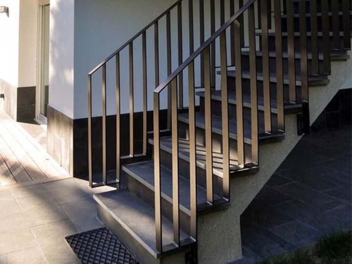 aluminium railing profiles used in downstair