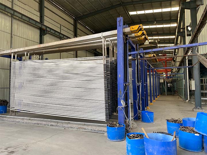 Retop anodizing for aluminum extrusions