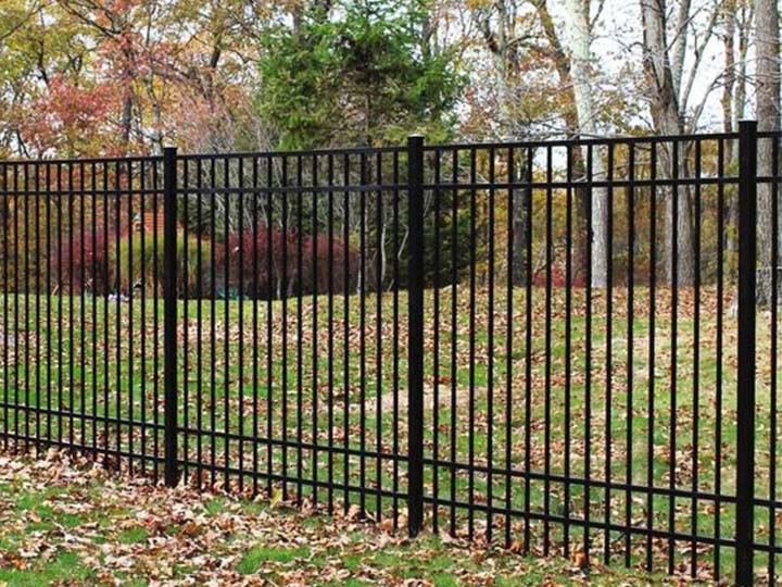 aluminum rail fence