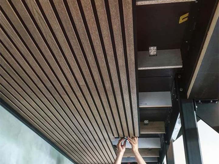 ceiling aluminium strip installation