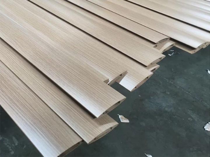 Wood grain aluminium shutter profile